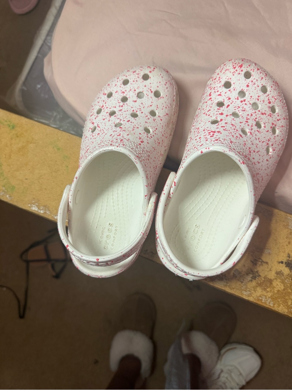 CROCS Kids White Clog with Pink Speckle